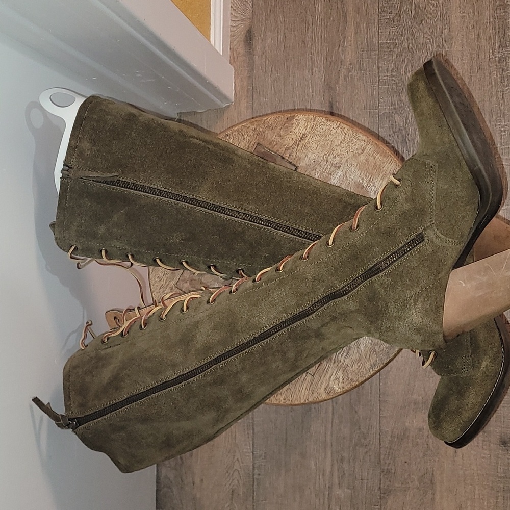 Latigo Strapped Boots - Picture 4 of 4